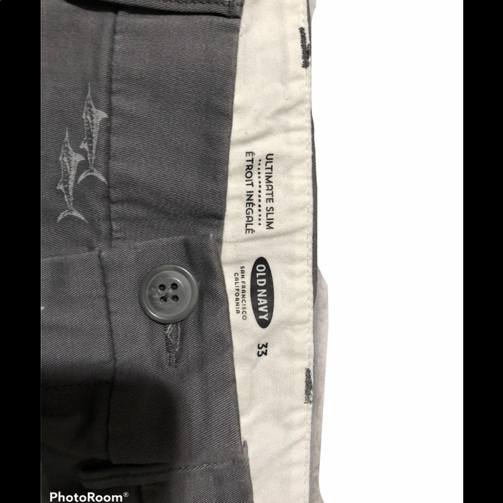 Men’s Shorts - Picture 2 of 3